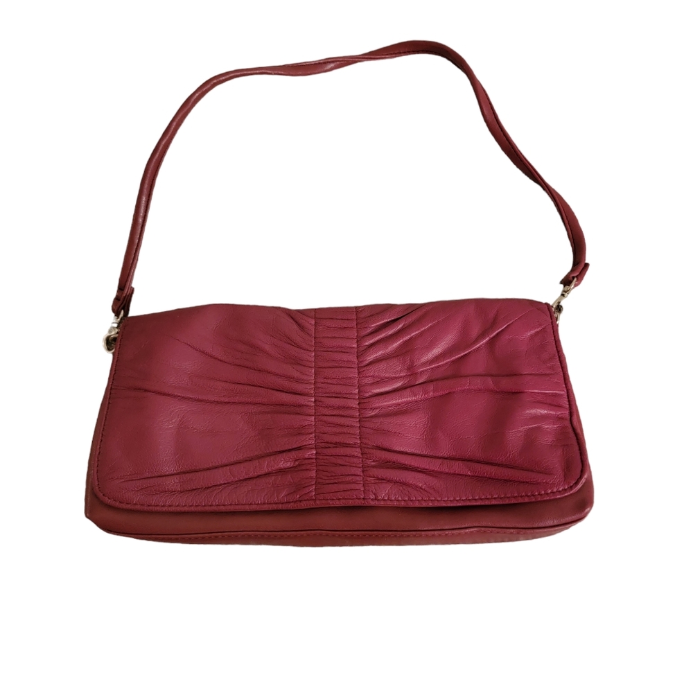 Apostrophe. Small Red Genuine Leather Purse. Trim is Man-Made.